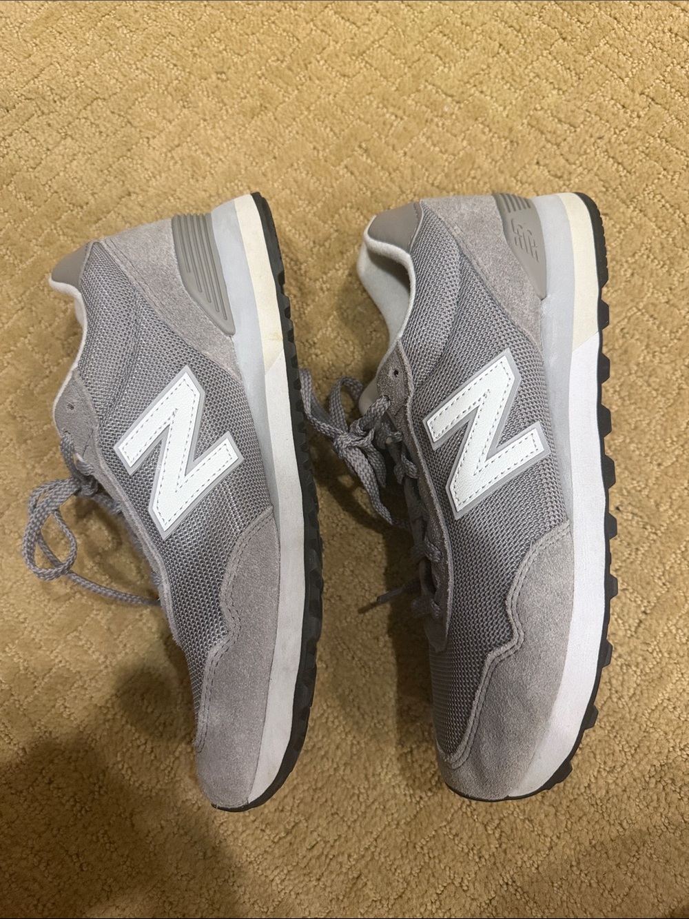 New Balance 515 Grey and White Tennis Shoes 8.5